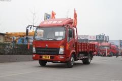 中国重汽HOWO 统帅 141马力 4.2米单排栏板轻卡